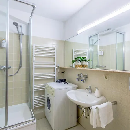 Apartment Idyllische In I Balkon I Bergblick I Burgnaehe